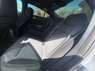 2015 Dodge Charger SXT   - Photo 12 - Garden City, ID 83714