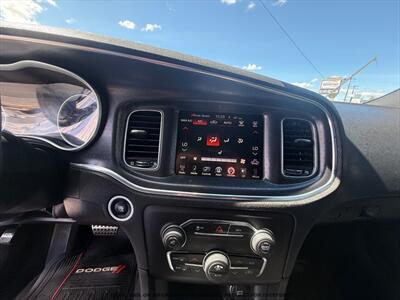 2015 Dodge Charger SXT   - Photo 23 - Garden City, ID 83714