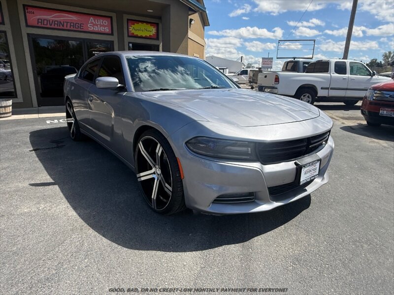 2015 Dodge Charger SXT   - Photo 1 - Garden City, ID 83714