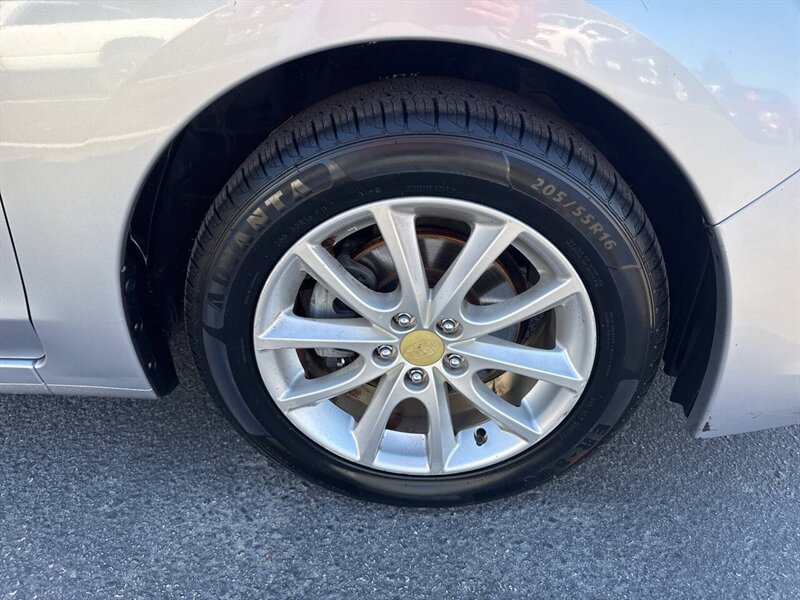 2013 Subaru Impreza 2.0i Premium AWD 4dr Wagon CVT - Photo 24 - Garden City, ID 83714