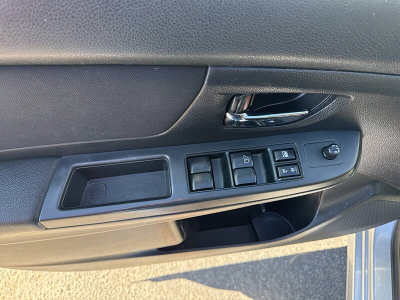 2013 Subaru Impreza 2.0i Premium AWD 4dr Wagon CVT - Photo 13 - Garden City, ID 83714