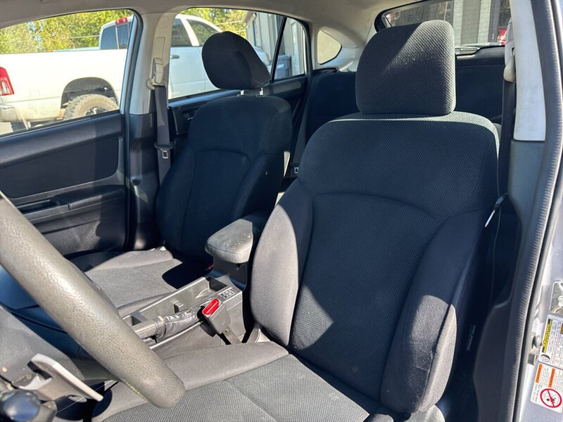 2013 Subaru Impreza 2.0i Premium AWD 4dr Wagon CVT - Photo 12 - Garden City, ID 83714