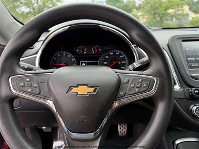 2017 Chevrolet Malibu LT   - Photo 23 - Garden City, ID 83714