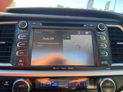 2017 Toyota Highlander Limited AWD 4dr SUV - Photo 29 - Garden City, ID 83714