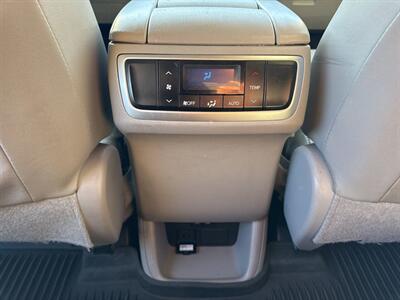 2017 Toyota Highlander Limited AWD 4dr SUV - Photo 35 - Garden City, ID 83714