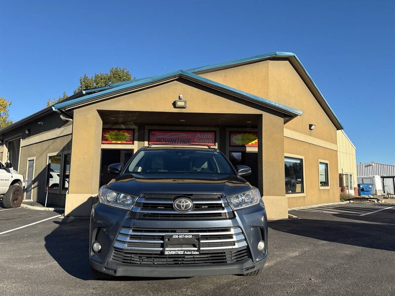 2017 Toyota Highlander Limited AWD 4dr SUV - Photo 2 - Garden City, ID 83714