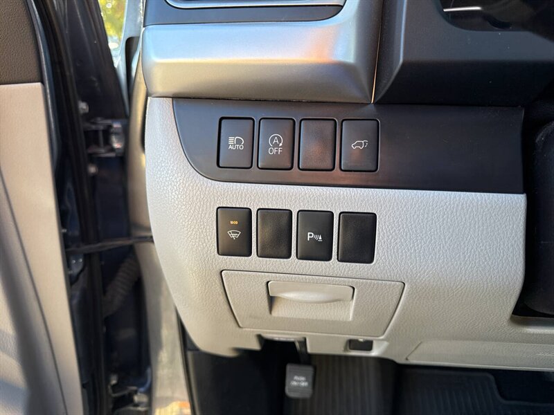 2017 Toyota Highlander Limited AWD 4dr SUV - Photo 27 - Garden City, ID 83714