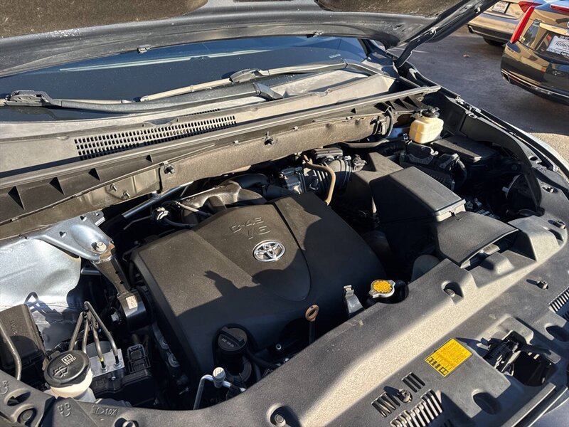 2017 Toyota Highlander Limited AWD 4dr SUV - Photo 25 - Garden City, ID 83714