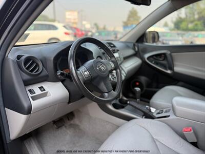 2011 Toyota RAV4 Limited   - Photo 10 - Garden City, ID 83714