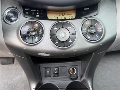 2011 Toyota RAV4 Limited   - Photo 27 - Garden City, ID 83714