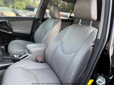 2011 Toyota RAV4 Limited   - Photo 11 - Garden City, ID 83714