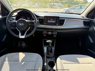 2018 Kia Rio LX   - Photo 8 - Garden City, ID 83714