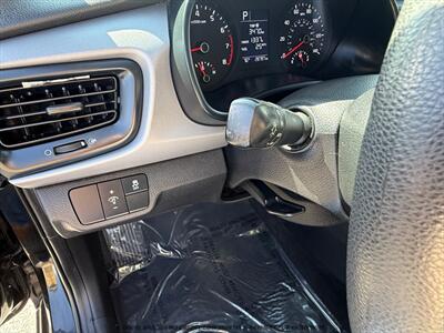 2018 Kia Rio LX   - Photo 21 - Garden City, ID 83714
