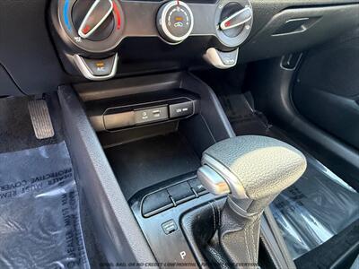 2018 Kia Rio LX   - Photo 25 - Garden City, ID 83714