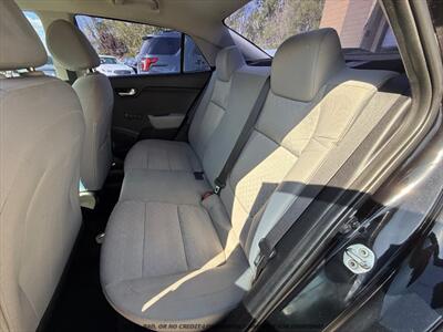 2018 Kia Rio LX   - Photo 12 - Garden City, ID 83714