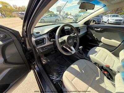 2018 Kia Rio LX   - Photo 9 - Garden City, ID 83714