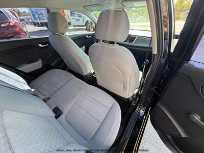 2018 Kia Rio LX   - Photo 15 - Garden City, ID 83714