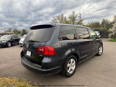 2009 Volkswagen Routan SEL   - Photo 6 - Garden City, ID 83714