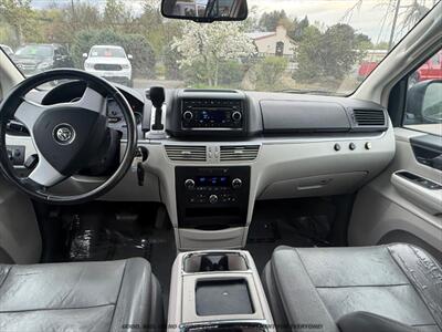 2009 Volkswagen Routan SEL   - Photo 8 - Garden City, ID 83714