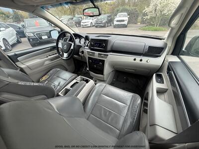 2009 Volkswagen Routan SEL   - Photo 18 - Garden City, ID 83714