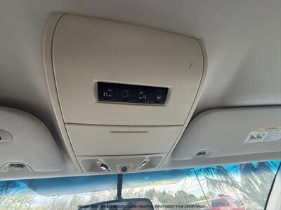 2009 Volkswagen Routan SEL   - Photo 21 - Garden City, ID 83714