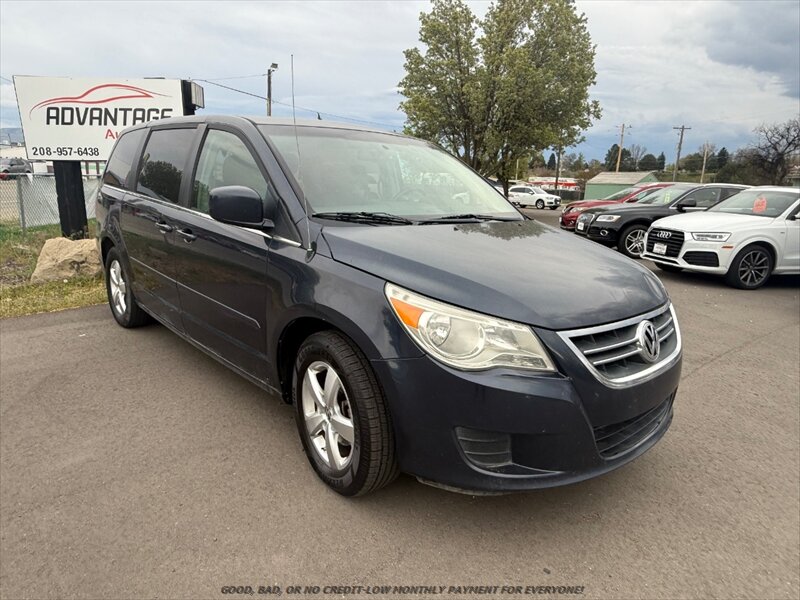 2009 Volkswagen Routan SEL   - Photo 1 - Garden City, ID 83714