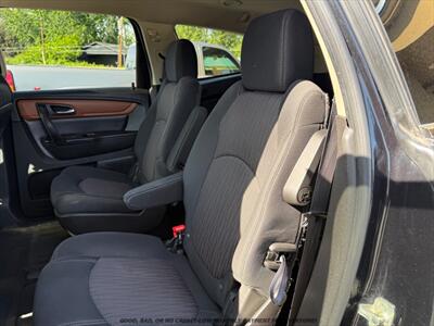 2015 Chevrolet Traverse LT   - Photo 15 - Garden City, ID 83714