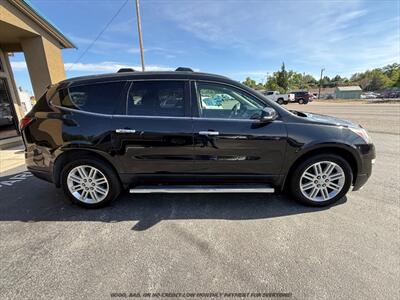 2015 Chevrolet Traverse LT   - Photo 8 - Garden City, ID 83714