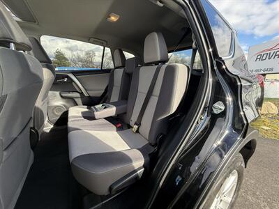 2014 Toyota RAV4 XLE   - Photo 15 - Garden City, ID 83714
