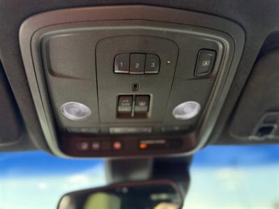 2013 Cadillac XTS Platinum Collection 4dr Sedan   - Photo 28 - Garden City, ID 83714