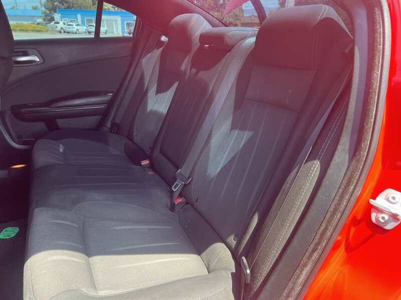 2018 Dodge Charger SXT 4dr Sedan - Photo 17 - Garden City, ID 83714