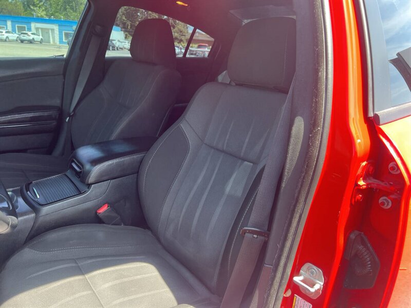 2018 Dodge Charger SXT 4dr Sedan - Photo 13 - Garden City, ID 83714