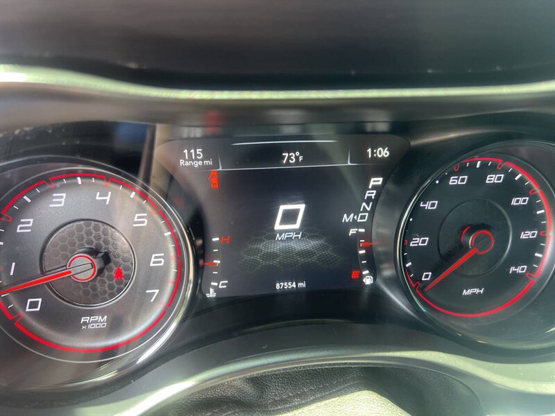 2018 Dodge Charger SXT 4dr Sedan - Photo 14 - Garden City, ID 83714