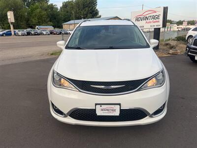 2020 Chrysler Pacifica Touring L 4dr Mini Van - Photo 2 - Garden City, ID 83714