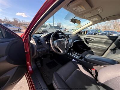 2016 Nissan Altima 2.5 SR   - Photo 12 - Garden City, ID 83714
