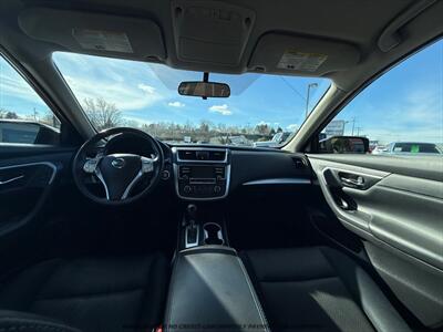 2016 Nissan Altima 2.5 SR   - Photo 11 - Garden City, ID 83714