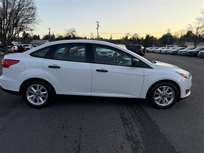 2017 Ford Focus S   - Photo 8 - Garden City, ID 83714