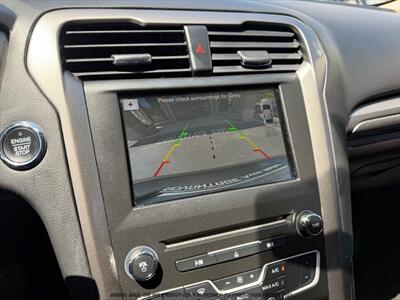 2018 Ford Fusion SE - Photo 12 - Garden City, ID 83714