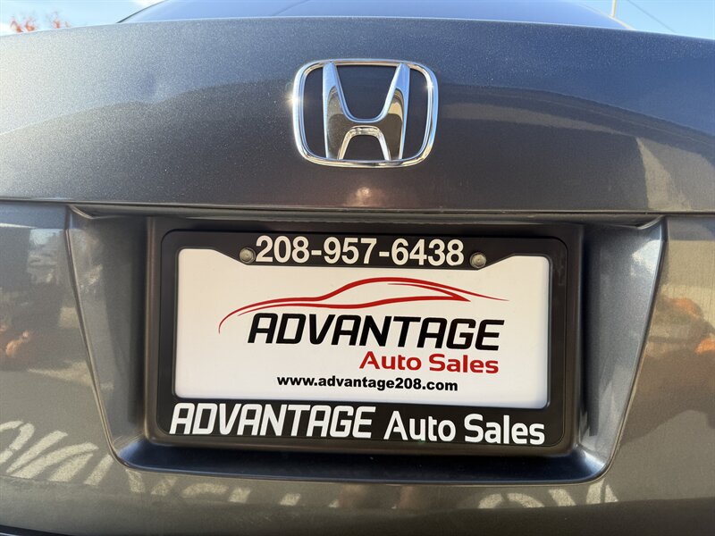 2010 Honda Accord EX-L V6 - Photo 34 - Garden City, ID 83714