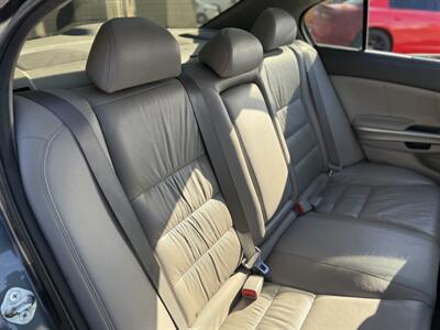 2010 Honda Accord EX-L V6 - Photo 19 - Garden City, ID 83714