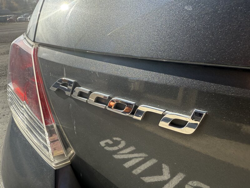 2010 Honda Accord EX-L V6 - Photo 32 - Garden City, ID 83714