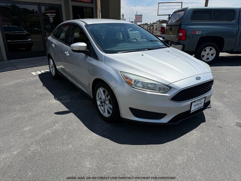 2015 Ford Focus SE   - Photo 1 - Garden City, ID 83714