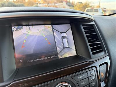 2015 Nissan Pathfinder Platinum V6 - Photo 14 - Garden City, ID 83714
