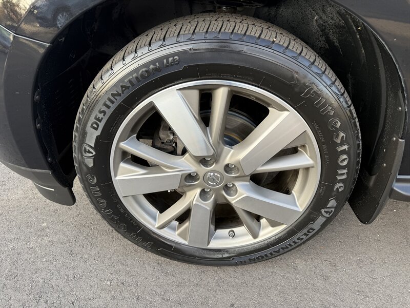 2015 Nissan Pathfinder Platinum V6 - Photo 27 - Garden City, ID 83714