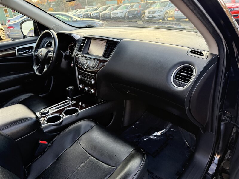 2015 Nissan Pathfinder Platinum V6 - Photo 25 - Garden City, ID 83714