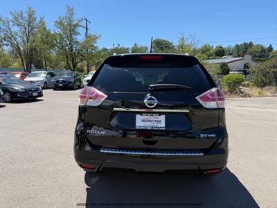 2015 Nissan Rogue SV   - Photo 6 - Garden City, ID 83714