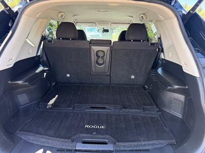 2015 Nissan Rogue SV   - Photo 15 - Garden City, ID 83714
