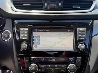2015 Nissan Rogue SV   - Photo 26 - Garden City, ID 83714