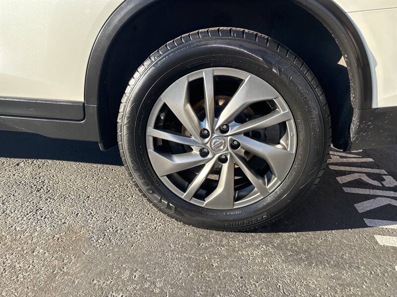 2015 Nissan Rogue SL AWD 4dr Crossover - Photo 24 - Garden City, ID 83714