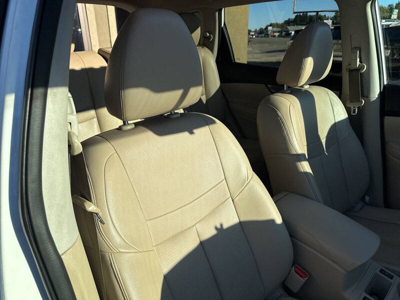 2015 Nissan Rogue SL AWD 4dr Crossover - Photo 21 - Garden City, ID 83714